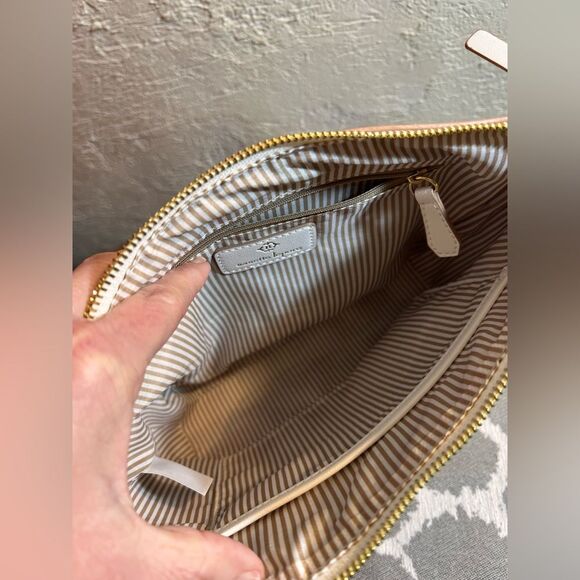 Nanette Lepore Tan Woven Bag with Gold Chain
White leather accents stripe lining - Picture 13 of 13